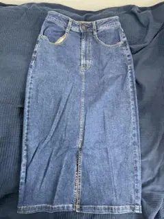 GU フロントスリットデニムスカート