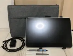 Wacom One 液晶タブレット DTH134W2B 他セット