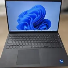 DELL inspiron 15 Core i7-1255U 2TB 24GB