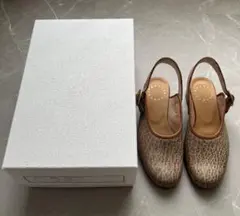 Post Production FACE Sandals