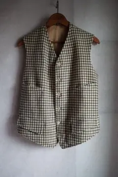 1930s France wool check gilet