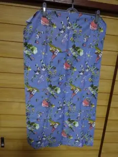 レトロ　アヒルと花のデザイン コットン生地　約90x50cm