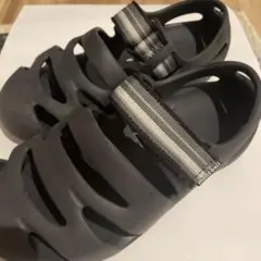 モンベル　キャニオンサンダル 22.0