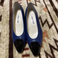 新品パンプス
