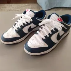 Nike Dunk Low ホワイト/ネイビー スニーカー