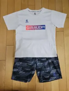 GIRAUDM　スポーツウェア上下　150　ホワイト　黒グレー