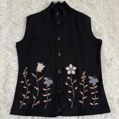 6126 美品✨花柄刺繍ベスト ジレ ブラック 薄手 M～L ゆったり 上品