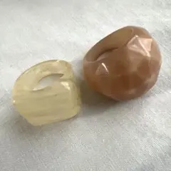 指輪二つ (プラスチック)