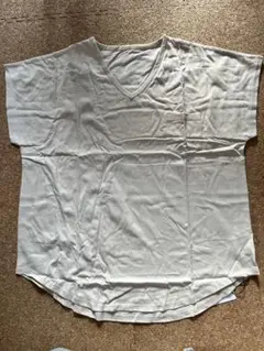 新品未試着　ベージュ　Tシャツ LL〜3Lサイズ ポケット付き