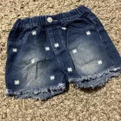 花柄刺繍デニムショートパンツ　90