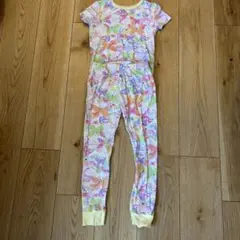 蝶柄パジャマ 7サイズ　コストコ