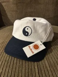 ロ*ー様 【新品未使用】MOLLUSK Duality Hat 陰陽 モラスク Duality Hat
