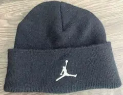 最終値下げ！！Jordan ニット帽 黒 ロゴ入り。これ以上値下げ一切ナシ！！