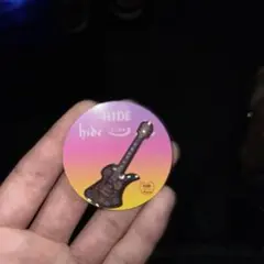 即日発送hide ピンズカプセル　モッキンバードギターサイケペイント