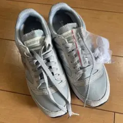 Saucony グレー スニーカー