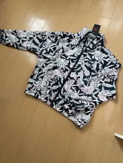 Item thumbnail for item 551025b3-2080-490f-9879-587fbf5dde72