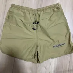 essentials ハーフパンツ　ナイロンショーツ