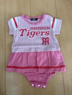 阪神　Tigers ロンパース 70サイズ ピンク