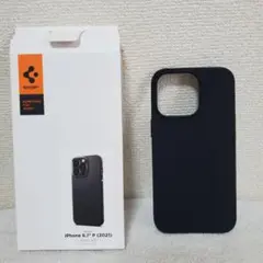 iPhone 13 Pro 6.1インチ ブラック ケース Spigen