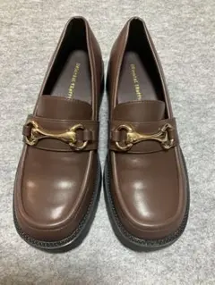 Item thumbnail for item e8fe8038-5d77-4026-a072-64f8e89373ca