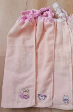 9/2までセール中！　ハンドメイド　女の子用　おりこうエプロン　3枚セット
