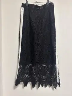 ブラックレースタイトスカート