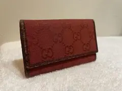 Gucci グッチ キーケース GGキャンバス