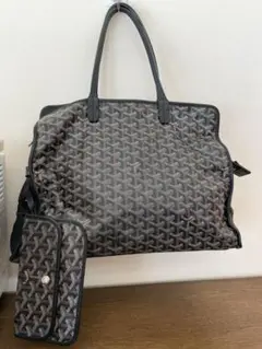 ゴヤールのジッパー付きバッグ ポーチ付き