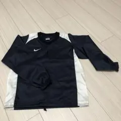 ナイキシャカシャカアウター サッカー.野球にベスト