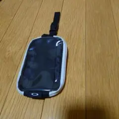 Oakley ストラップケース ブラック/ホワイト