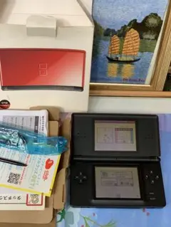 ニンテンドーDS Lite、ライトレッド＆ブラック