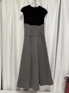 ノースリーブフレアスカートワンピース　XS