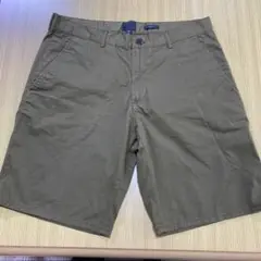 H&M メンズ　カーキ スリムフィット ショートパンツ 32/30