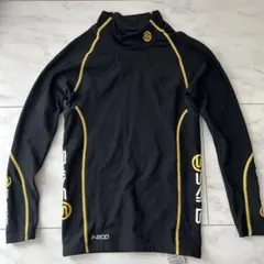 美品❗️SKINS A200スキンズ アンダーシャツ