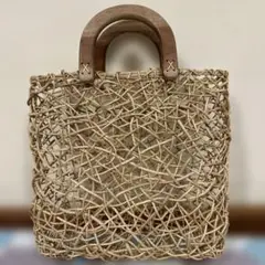 希少！ユニーク　ナチュラルなカゴバッグ　ウッドハンドル