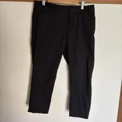 UNIQLO ブラック ストレートクロップド パンツ73cm