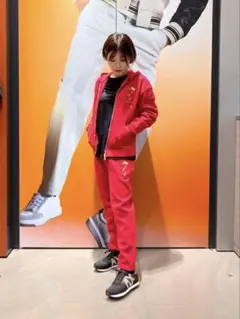 Item thumbnail for item 143725f7-162b-4bb8-9b31-6fde2415ee1a