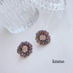 くすみレインボーの小花ピアス＊イヤリング＊グラデーションビーズ