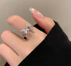 オープンリング　アート蝶リング ♥️今年人気♥️リング　バタフライ　シルバー
