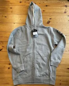 サロモン　パーカー　新品