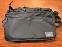 Item thumbnail for item 7fa1e828-94f0-4907-b2fd-26ab65354e06