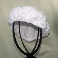 雪みたいなファーヤーンを使用したベレー帽　ホワイト　ハンドメイド帽子　レディース