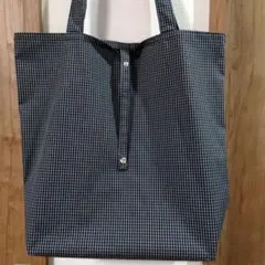 トートバッグ（傘の生地）丸めて止められます