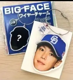 中日ドラゴンズ　82 浅尾拓也シークレットBIG FACE ワイヤーチャーム