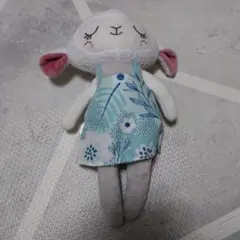 トイザらス　フレンズフォーライフ　ひつじ　ぬいぐるみ