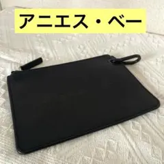 【未使用】アニエス・ベー ブラックレザーポーチ ロゴ入り カラビナ付き