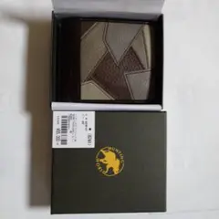 ハンティングワールド 二つ折り財布 未使用品 定価の約1/3