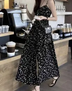 SHEIN スリット ウエストタイ ホリースリート ブラック・フラワー柄