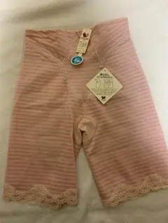 【9日まで】☆ワコール☆ ガードル Sサイズ 新品