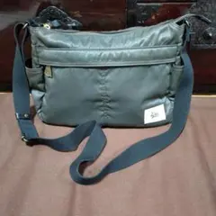 【Upla】ナイロン　ショルダーバッグ